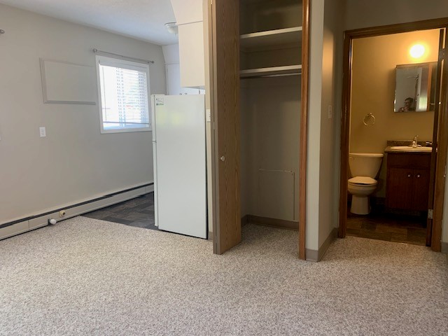 1314 College DR 1 Bedroom full Suite to Rent 